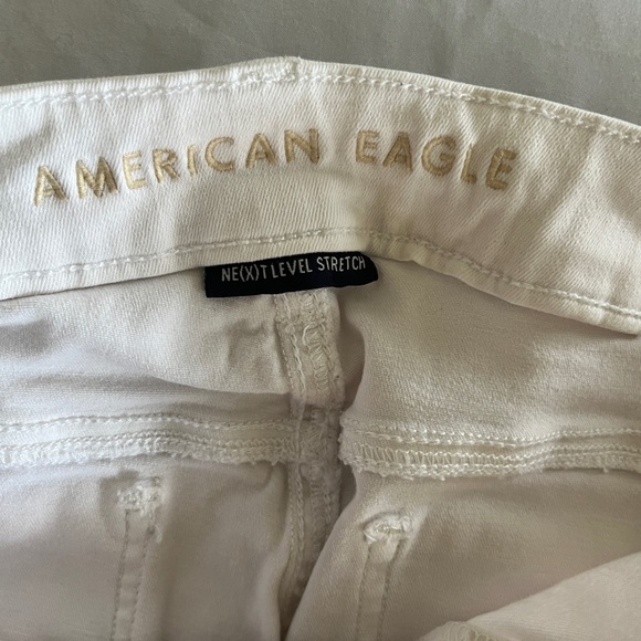 American Eagle Jean - Picture 3 of 3